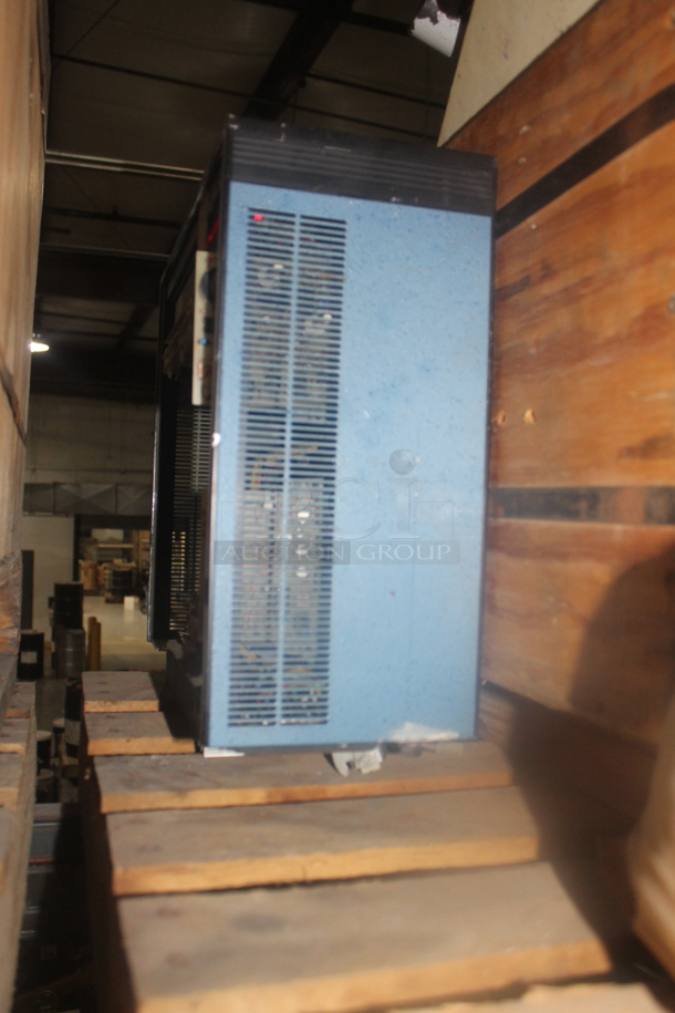 ALL ONE MONEY! PALLET LOT of Various Items Including Quikrete and Metal Items! BUYER MUST REMOVE. - Image 3 of 5