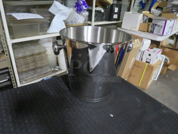 One NEW Vollrath Stainless Steel Wine Bucket. #47620 - Image 1 of 1