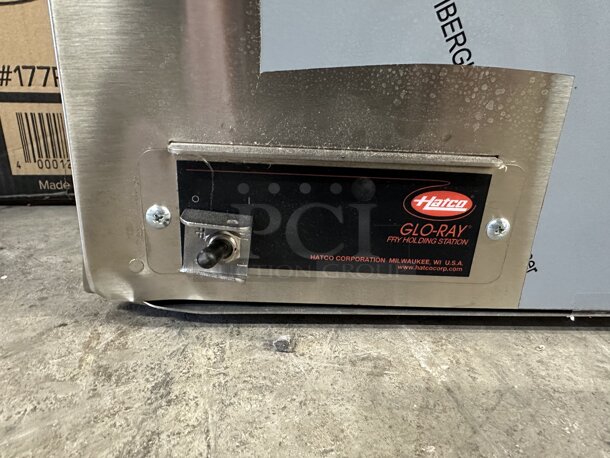 BRAND NEW SCRATCH AND DENT! Hatco GRFHS-26 Stainless Steel Commercial Countertop Electric Powered Portable Fry Holding Station. 120 Volts, 1 Phase. Tested and Working! - Image 5 of 6