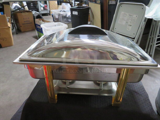 One NEW Vollrath 9 Quart Full Size Chafer System With Gold Trim. - Image 1 of 1