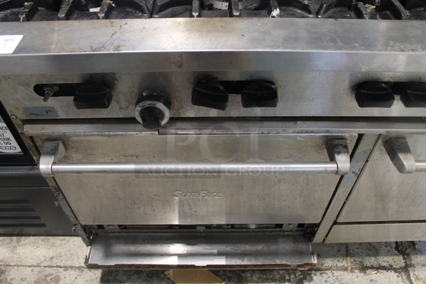 Garland SunFire Stainless Steel Commercial Natural Gas Powered 6 Burner Range w/ Right Side Flat Top Griddle, 2 Ovens, Over Shelf and Back Splash.  - Image 5 of 9