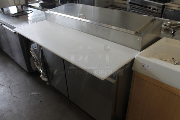 BRAND NEW SCRATCH AND DENT! 2023 Avantco 178SSPPT260 Stainless Steel Commercial Pizza Prep Table on Commercial Casters. 115 Volts, 1 Phase. Tested and Does Not Power On - Image 2 of 9