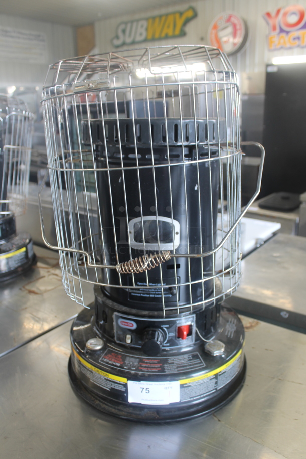 Dyna-Glo WK95C8B Metal Propane Gas Powered Heater. - Image 1 of 5