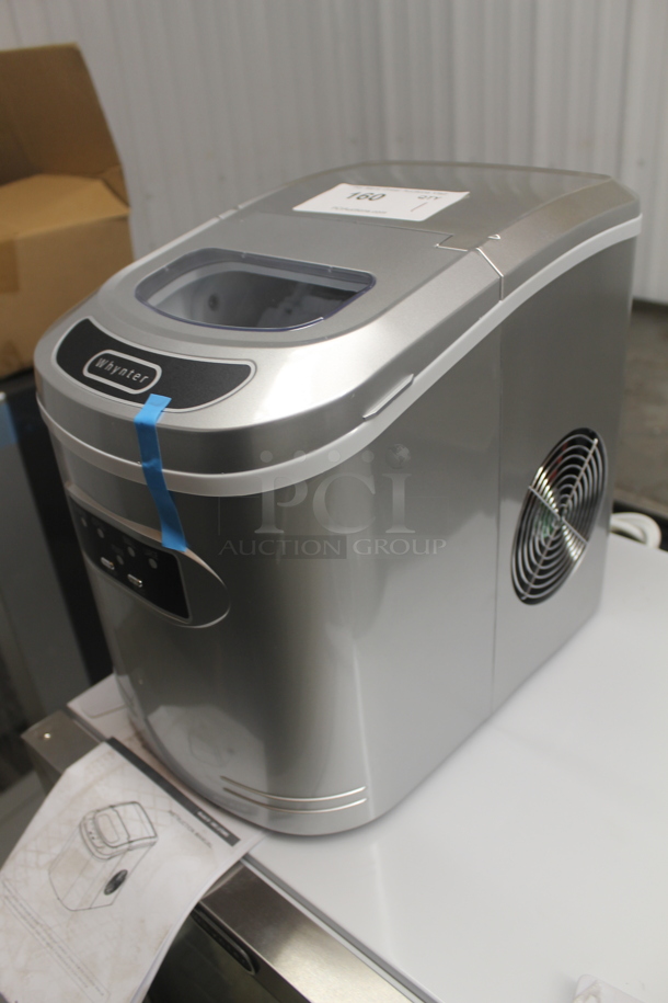 BRAND NEW SCRATCH AND DENT! Whynter IMC-270MS Stainless Steel Compact Portable Ice Maker With Scooper. 115V, 1 Phase. Tested And Working!  - Image 3 of 5