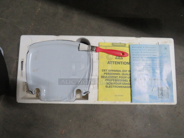 One NEW Mazzer Super Jolly Mini Lux Coffee Grinder. 120 Volt.  - Image 3 of 6