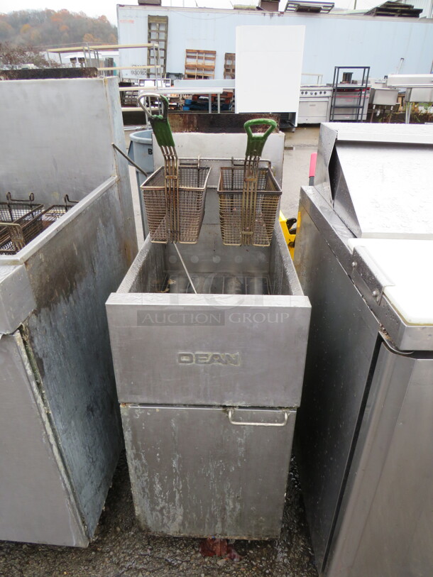 One Dean Natural Gas Deep Fryer With 2 Baskets. 16X29X44. Model# SR152GN.  - Image 1 of 2