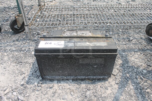 Battery - Image 1 of 3