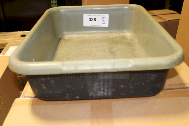 SET OF 10! UniRoyal Royalite 20" x 15" x 7" Polypropylene Bus Tub, Bus Boxes. 5x Your Bid. - Image 1 of 4