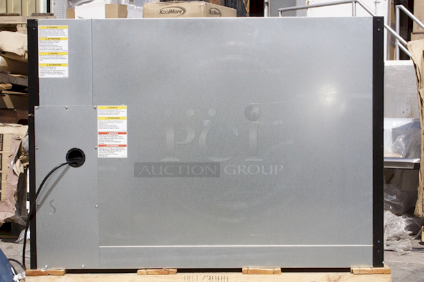 BRAND NEW SCRATCH & DENT! Beverage-Air BB48HC-1-GS-B 48" Black Underbar Height Sliding Glass Door Back Bar Refrigerator. TESTED! EASILY COOLS DOWN TO TEMP!  - Image 9 of 10