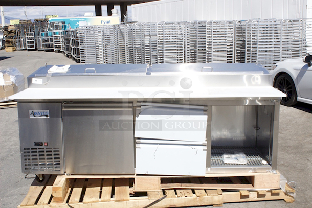 BRAND NEW SCRATCH & DENT! Avantco SSPPT-3F 94" 2 Door Refrigerated Pizza Prep Table with 2 Drawers - Door Is Missing - TESTED! WORKS PERFECT!!  - Image 2 of 8