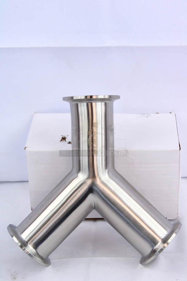 NEW – NEVER USED!! Glacier Tanks  1-1/2” Tri-Clamp True Wye. Wyes offer an evenly Divided Bi-directional Splitter, or Dual Flow Combiner. 6-1/2x 2”x 6-3/4”  - Image 5 of 6