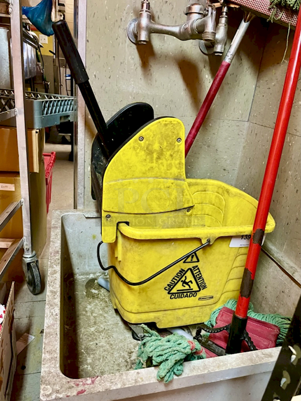 Rubbermaid Mop Bucket With Mop, Mop Head and Squeegee. 4x your Bid - Image 2 of 4