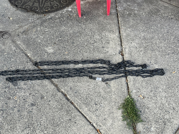 (2) Plastic Chains, Black, (1) Long & (1) Short - Image 1 of 1
