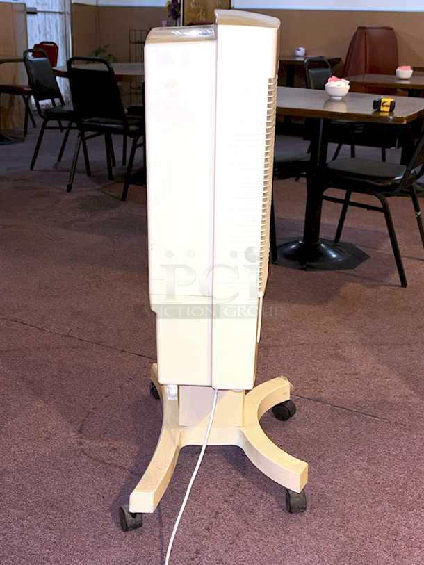 NICE! Climate Technologies 6250020 ULTRACOOLER-UL Combination Portable Cooler and Fan, On Commercial Casters. - Image 2 of 5