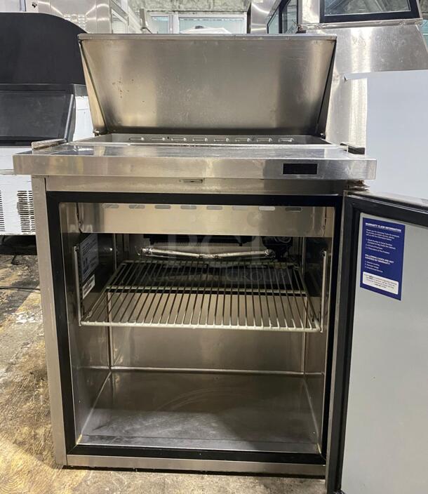 Turbo Air MST-28-N 28" Sandwich/Salad Prep Table w/ Refrigerated Base,115v

 - Image 3 of 6