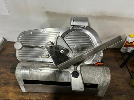 Hobart 1612 Commercial Deli Meat Slicer TESTED WORKS GREAT