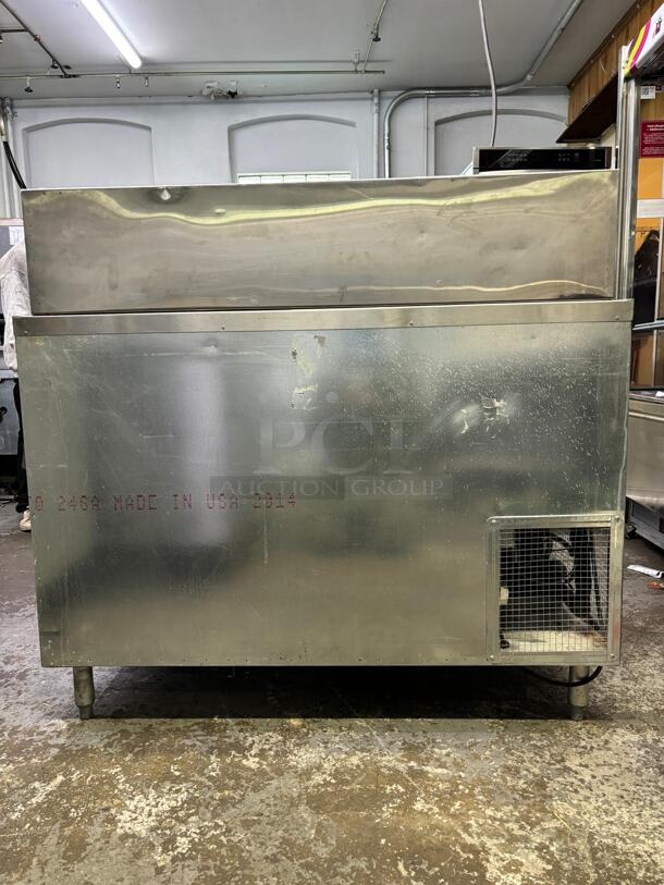 Universal Coolers BM48SC - 48" Sandwich Prep Table
 - Image 5 of 5