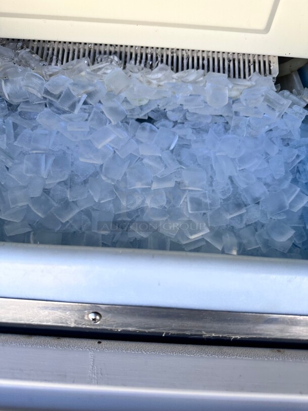 Working Hoshizaki KM-150BAF Under counter  Ice Maker 150lb Cube Ice Machine 115V - Image 7 of 7