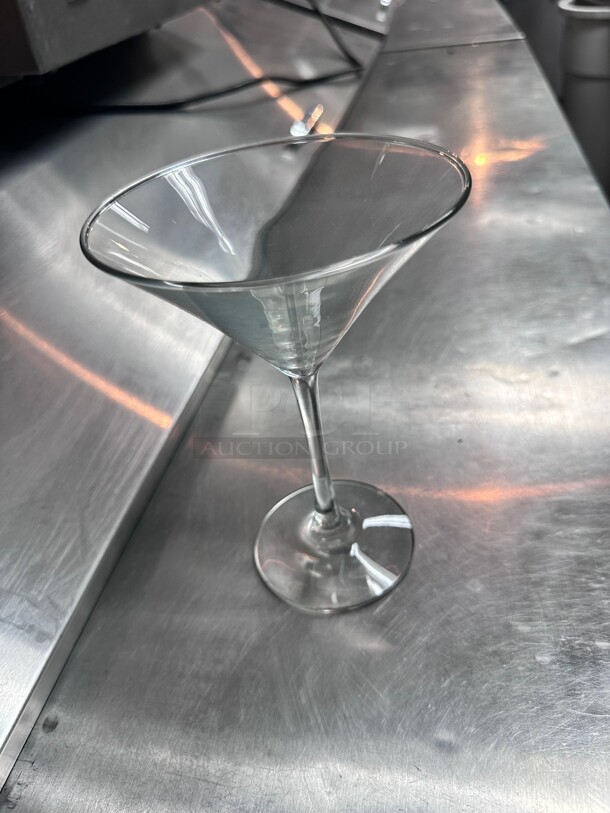 New In Bax Libbey 7512 8 oz Vina Traditional Martini Glass - Image 5 of 5