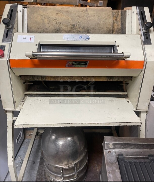 Working Bertrand French Bread Moulder,  Baguettes Moulder Model: Euro2000S 220 Volt 3 Phase  - Image 5 of 7