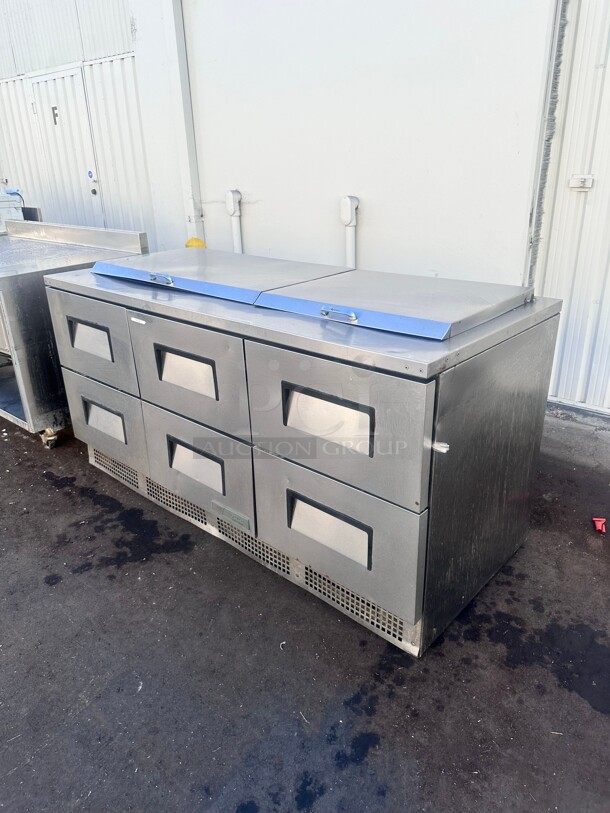 Late Model True TFP-72-30M-D-6 72" Sandwich/Salad Prep Table w/ Refrigerated Base, 115v Working - Image 3 of 11