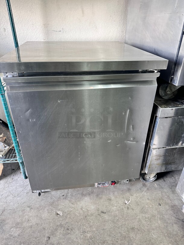 Beverage Air UCF27 27" Undercounter One Door Freezer 115 Volt Tested and Working! - Image 5 of 7
