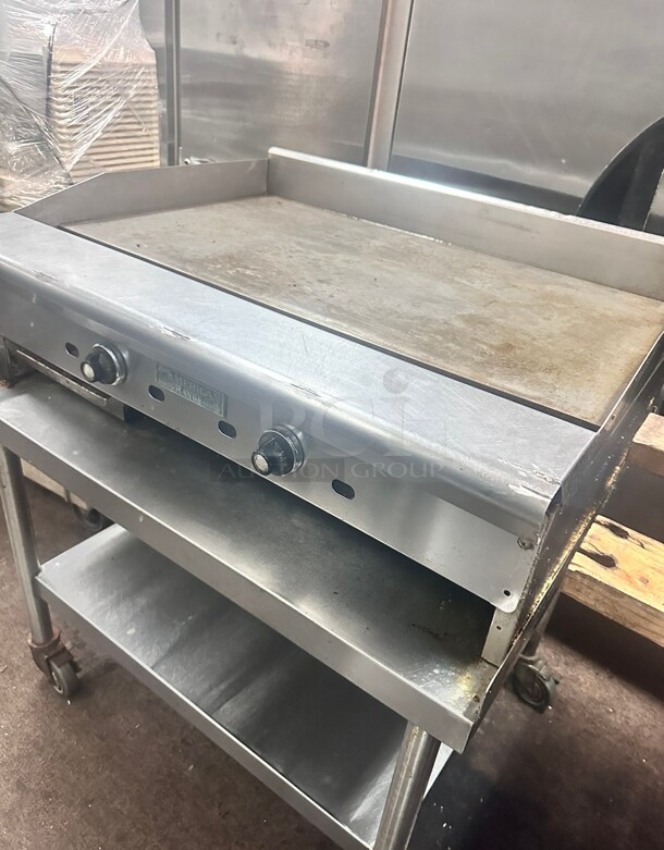 Nice American Range ARMG-36 36 inch Gas Griddle - Manual, 3/4 inch Steel Plate, Natural Gas Working - Image 2 of 5