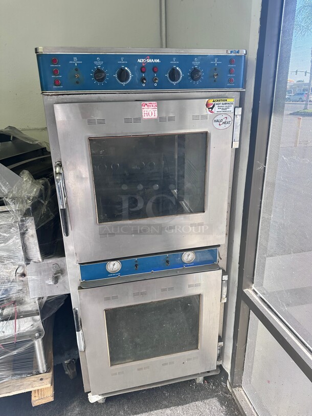 Alto-Shaam 1767-SK Halo Heat Electric Slo Cook Hold & Smoker Oven - Double
Manual Controls 220 Volt 1 Phase NSF - Image 2 of 7