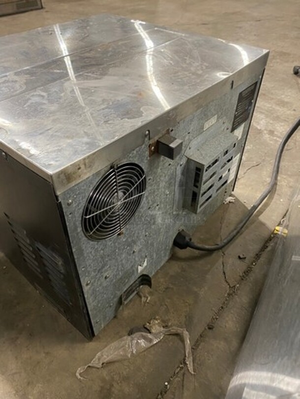 2010 Turbo Chef Commercial Countertop Rapid Cook Oven/ Microwave Oven! All Stainless Steel! Tornado Series Model: NGCD6 SN: NGCD6D06168 208/240V 60HZ 1 Phase - Image 4 of 8