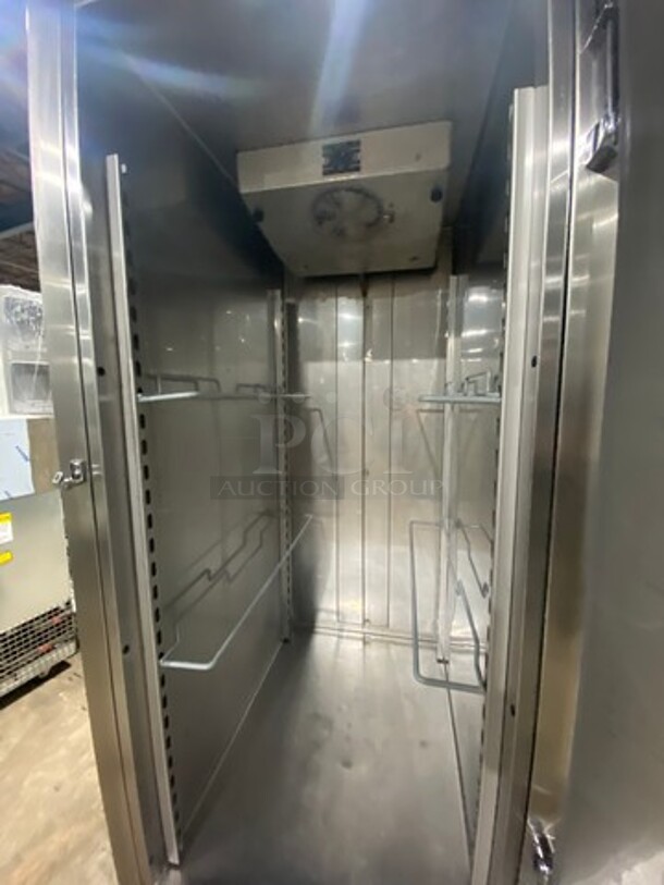 FAB! FWE Commercial Refrigerated Single Door Holding Cabinet! Solid Stainless Steel! On Casters! Model: R30U SN: 9125700 115V 60HZ 1 Phase - Image 5 of 8