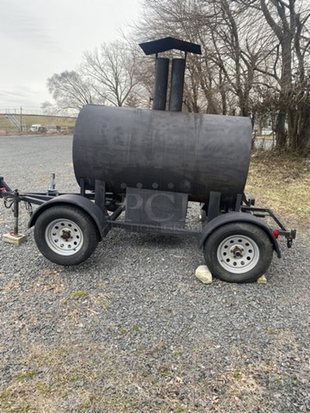 Sweet! LANG Heavy Duty Commercial Deluxe 60 Mobile 3 Tier Smoker Trailer!  - Image 5 of 12