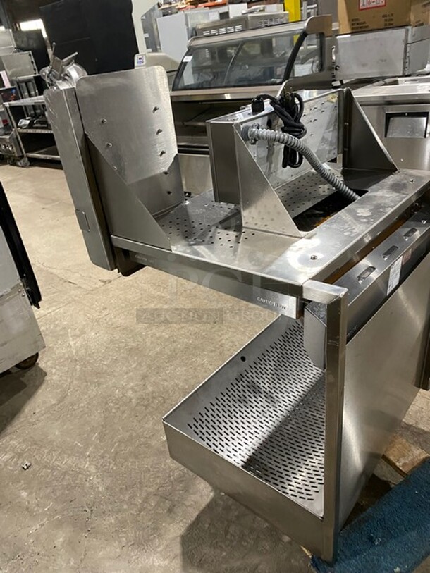 Prince Castle Crisp N Hold Fry Warmer Dump Station! MODEL LF26SNCA SN: FSGK382836X 208-240V  - Image 4 of 8