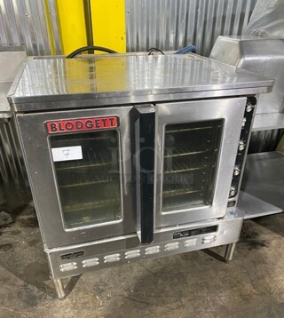 Blodgett Commercial Natural Gas Powered Convection Oven! With View Through Doors! Metal Oven Racks! On Legs! Working When Removed!