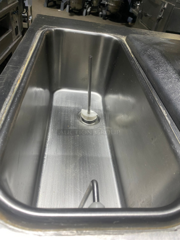 NICE! Stoelting Commercial Air Cooled 2 Flavor Soft Serve Ice Cream/Yogurt Machine! All Stainless Steel! On Casters! Model: F231309I2AD1 SN: 4210506J 208/240V 3 Phase - Image 5 of 10