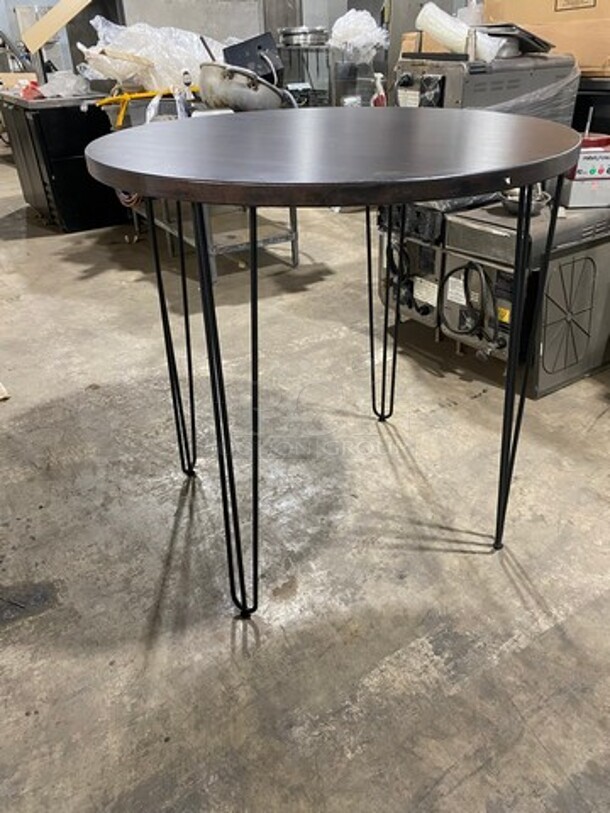 Brand New! Red Oak 42 Inch Round 1.5" Thick BUTCHER BLOCK Style Walnut Finish BAR HEIGHT Dining Table! On Heavy Duty Metal Legs! - Image 3 of 11