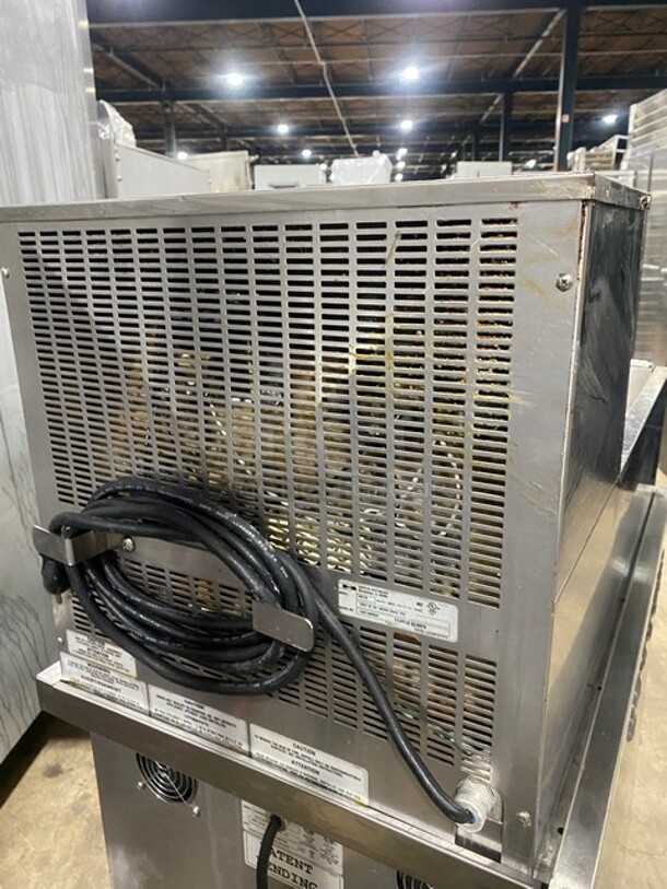 Sweet! Carter Hoffmann Commercial Countertop Electric Powered Crisp-N-Hold/Fry Warmer Dumping Station! With Backsplash! All Stainless Steel! Model: CNH18 SN: 112016624829 120V 60HZ 1 Phase! Working When Removed! - Image 4 of 7