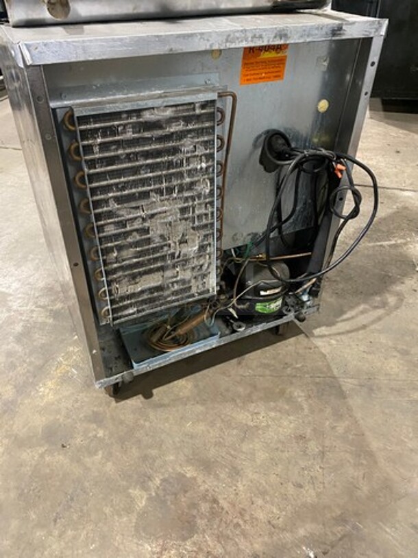 Delfield Commercial Single Door Lowboy/ Worktop Cooler! With Poly Coated Racks! All Stainless Steel! SN: 1405152002438 115V 60HZ 1 Phase - Image 3 of 7