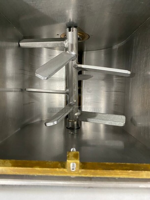 La Prestigiosa Commercial Countertop Pasta Molder! Model: 2000! - Image 5 of 8