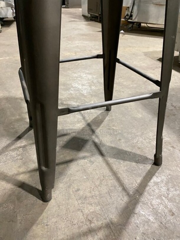  BRAND NEW! Astor Matte Platinum Clear Coated Finish Heavy Duty Metal Bar Height Stools! With Footrest! 4 x Your Bid! - Image 7 of 8