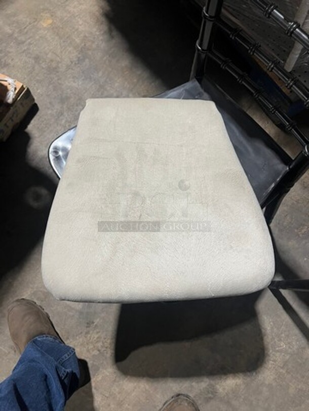 BRAND NEW! Black Quality Poly Stackable Dining Chairs! 5 X Your Bid! With Removable Microfiber Seat Cushion! Seat Cushion Comes With Each Chair! 5 X Your Bid! - Image 5 of 8