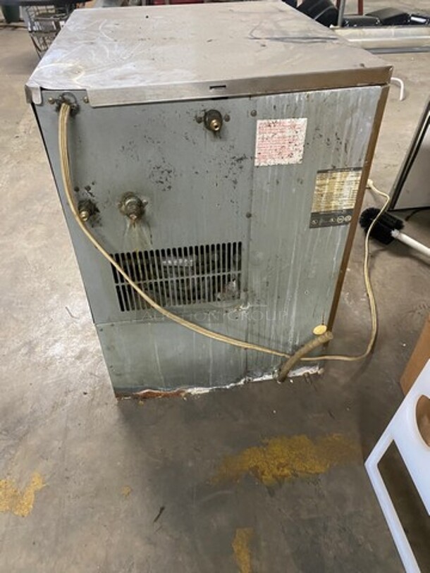 Hoshizaki Commercial Ice Maker Machine Head! All Stainless Steel! Model: KM500MWH SN: L00596L 115/120V 60HZ 1 Phase - Image 4 of 7