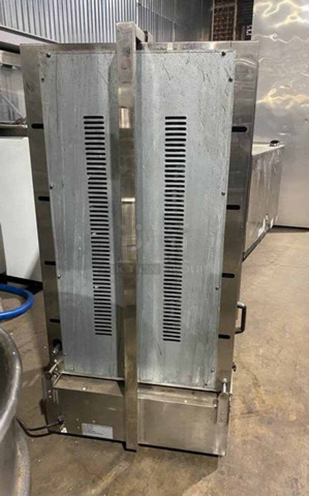Spinning Grillers Commercial Countertop Natural Gas Powered Gyro Machine! All Stainless Steel! Model: SG4 SN: 6653G935G4! - Image 6 of 10