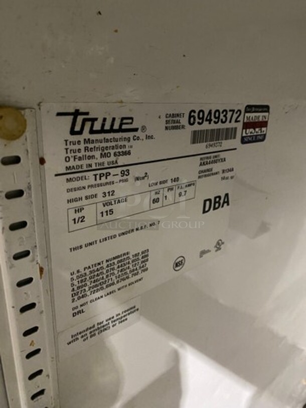 True Refrigerated Pizza Prep Table! With 3 Door Refrigerated Underneath Storage Space! All Stainless Steel! Model TPP93 Serial 6949372! 115V 1 Phase! - Image 8 of 10