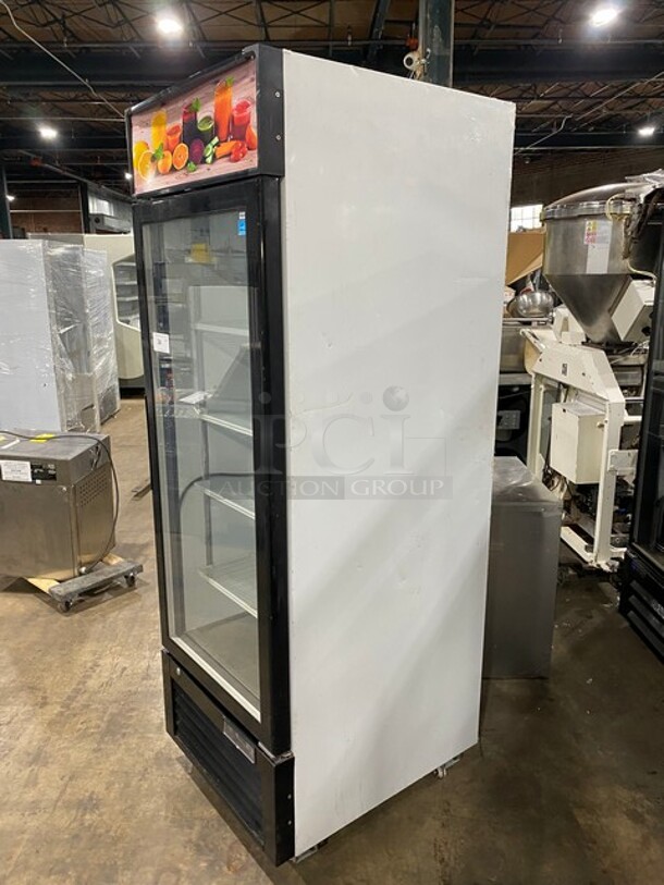 Migali Commercial Single Door Reach In Cooler Merchandiser w/ Poly Coated Racks on Commercial Casters! MODEL C-23RM SN: C-23RM16012292014 115V 1PH - Image 3 of 8