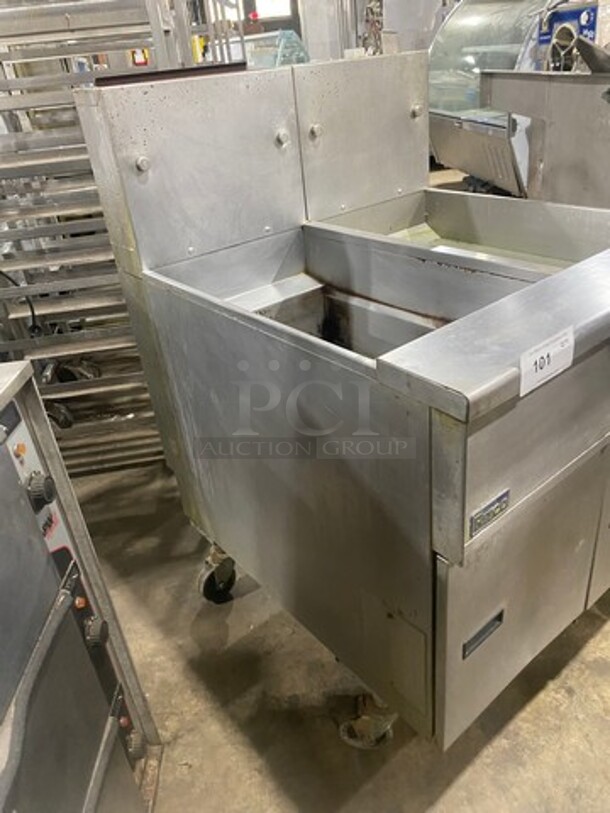 Pitco Frialator Commercial Natural Gas Powered Deep Fat Fryer With Dump Station! All Stainless Steel! On Casters! Model: SG14 SN: G08BD006448 - Image 2 of 12