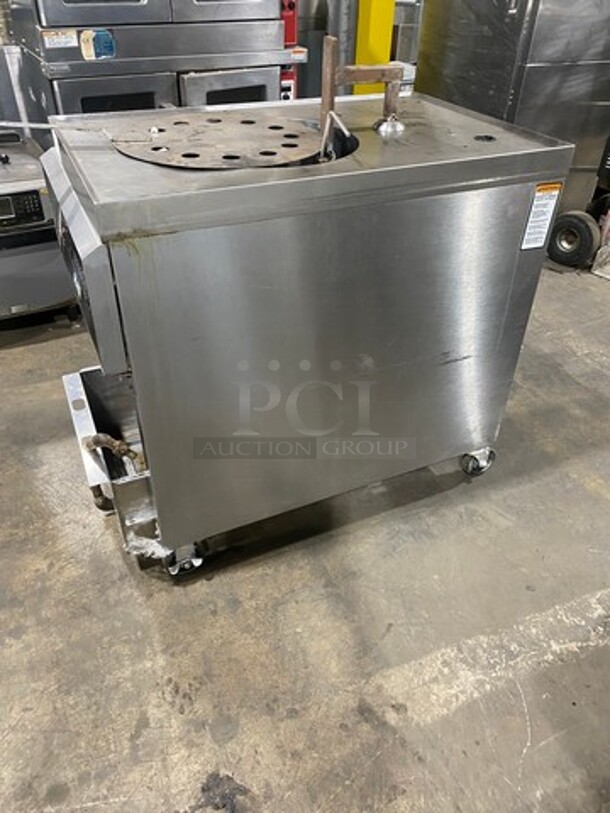 WOW! Giles Electric Powered Heavy Duty Open Fryer! With Automatic Lift And Basket! With Oil Filter System! Model: GEF400 SN: A909240817 208V 60HZ 3 Phase - Image 2 of 9