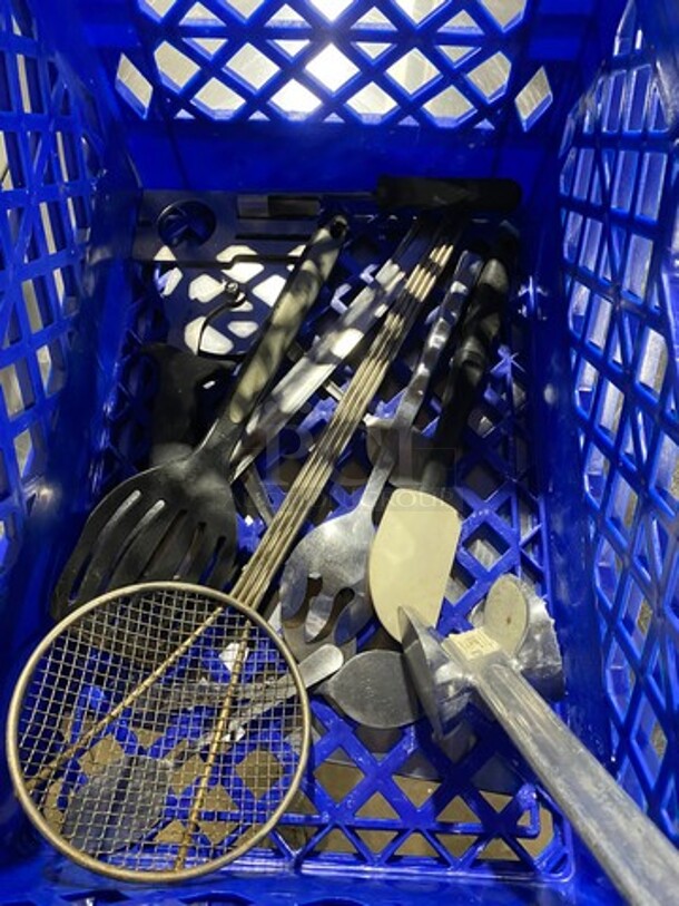 ALL ONE MONEY! MISCELLANEOUS! Includes Ice Scoops And More! - Image 2 of 2