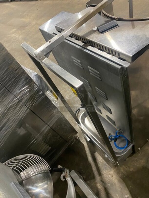 LATE MODEL! 2017 Inoksan Commercial Natural Gas Powered Kebab/ Gyro Machine! All Stainless Steel! Model: PDG400N SN: 37011908007 115V - Image 4 of 10