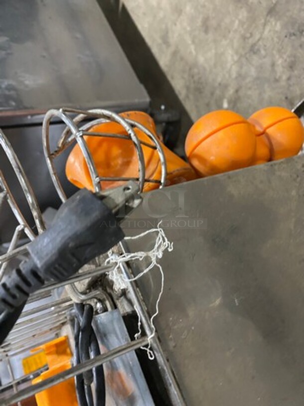 Commercial Countertop Automatic Orange Juicer! All Stainless Steel! Model: XC2000E2 110V - Image 8 of 8