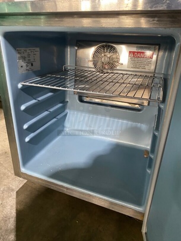Delfield Commercial Single Door Lowboy/Worktop Cooler! All Stainless Steel! WORKING WHEN REMOVED! Model: 406PDSTAR2 SN: 1605152001768 115V 60HZ 1 Phase - Image 5 of 7